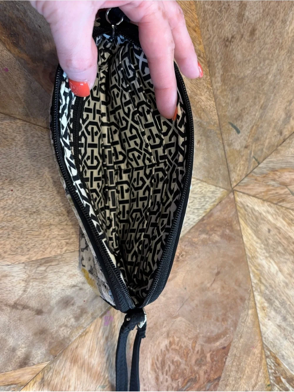 Vera Bradley Sequin Floral Wristlet Phone Case - Black, Gold & Cream